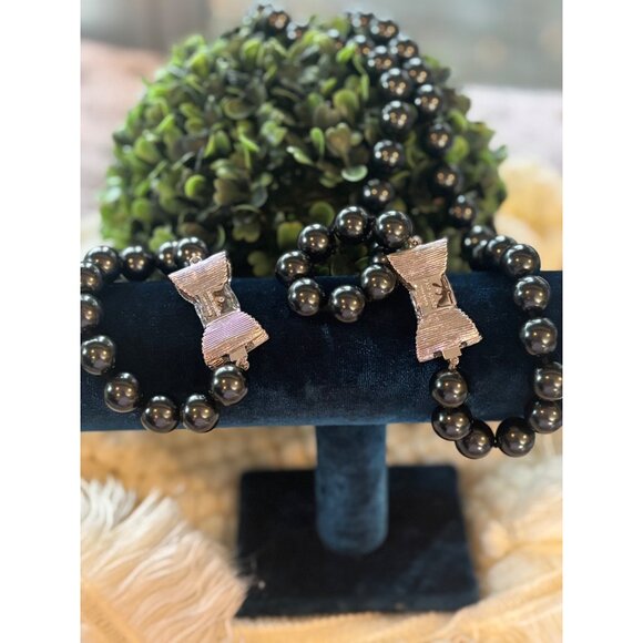 Kate Spade New York All Wrapped Up Pearl Necklace & Bracelet Set Silver Gray Bow - Picture 5 of 8